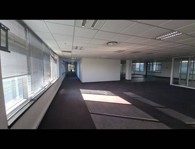 BUSINESS PROPERTY TO RENT IN WATERFALL